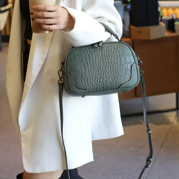 Medium tote bag