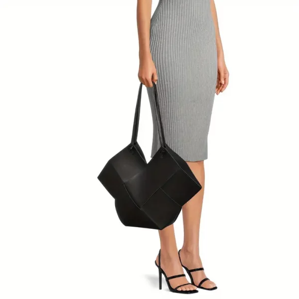 Single shoulder bag