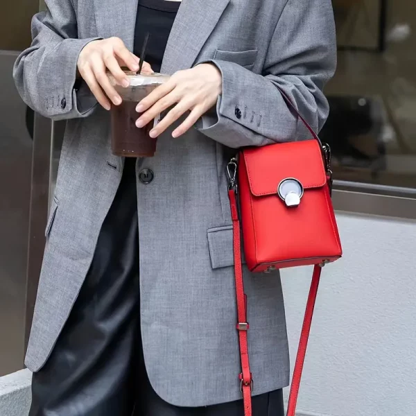 Single shoulder bag
