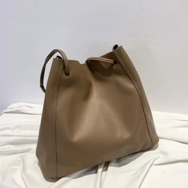Medium tote bag