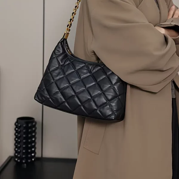 Mini chain bag