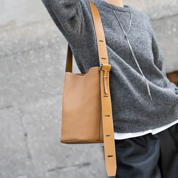 Medium tote bag