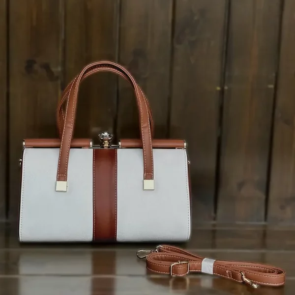 Medium handbag