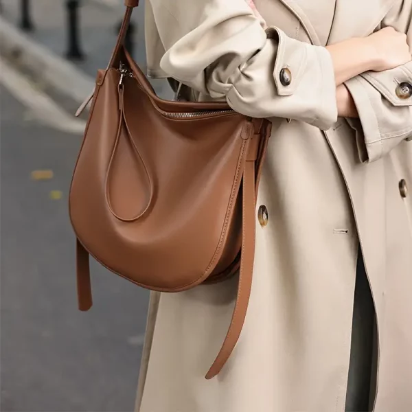 Mini chain bag