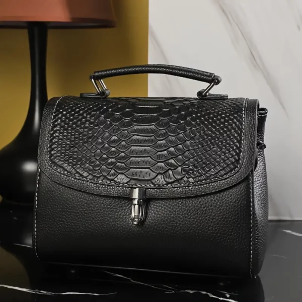 Single shoulder bag