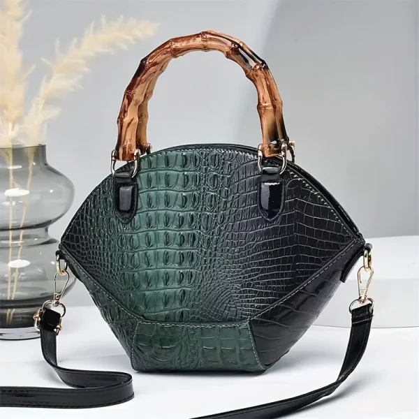Mini chain bag
