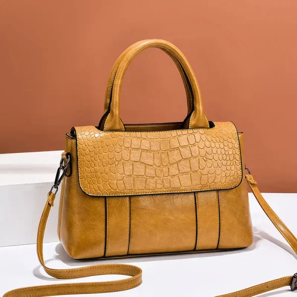 Medium handbag