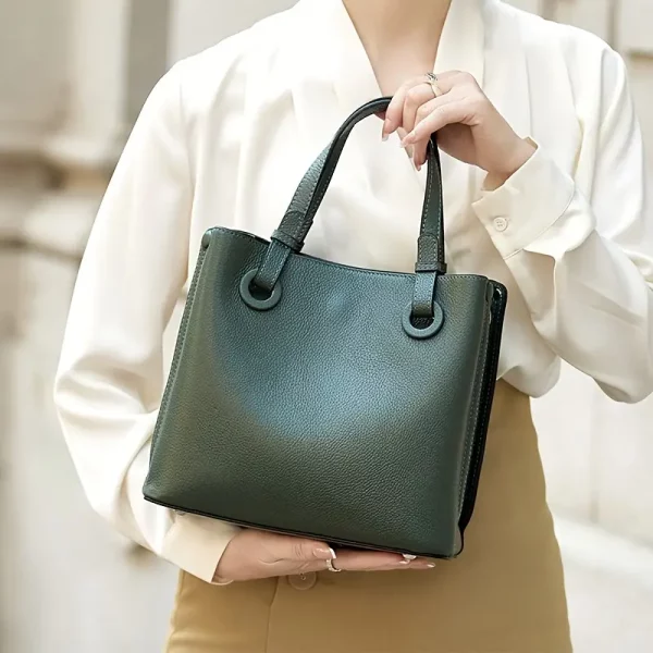 Mini chain bag