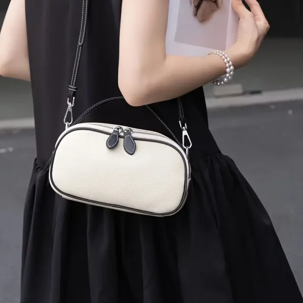 Mini chain bag