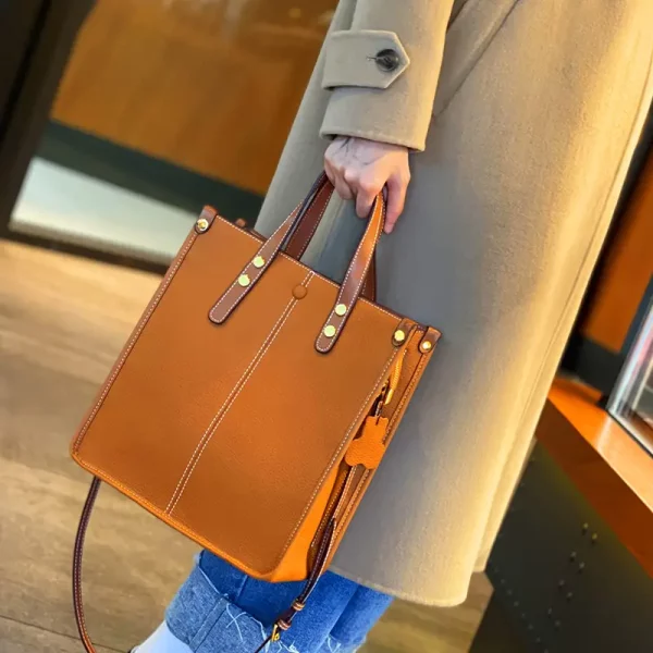 Single shoulder bag