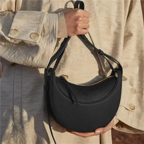 Single shoulder bag
