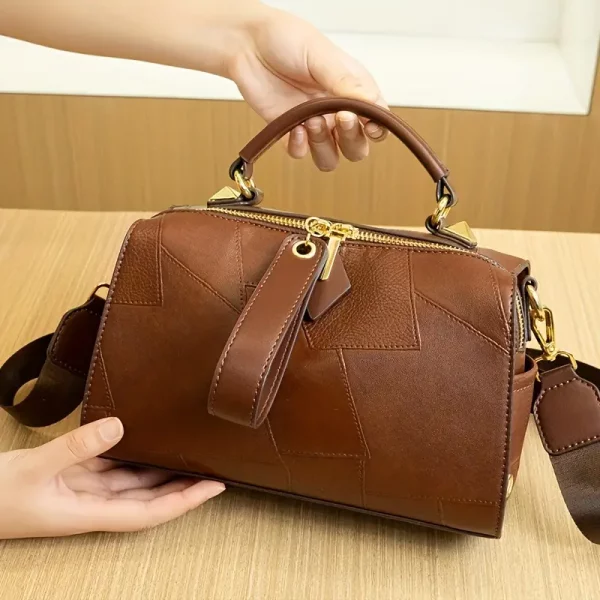 Mini chain bag