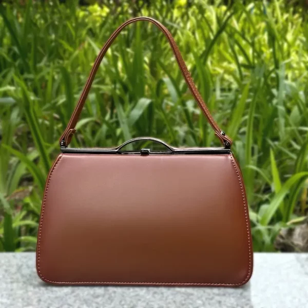 Medium handbag