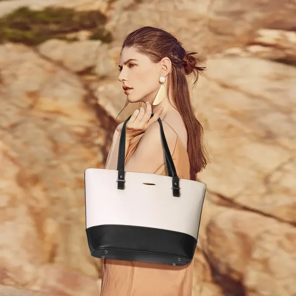 Medium handbag