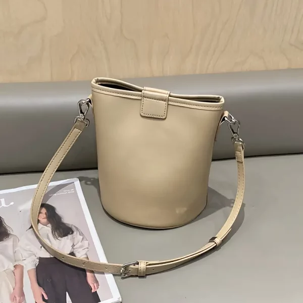 Single shoulder bag